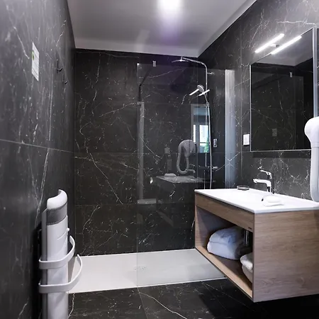 Otel Le Clos Du Galion - Ile De Re 3*