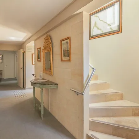 Otel Le Clos Du Galion - Ile De Re 3*