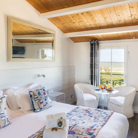 Otel Le Clos Du Galion - Ile De Re 3*