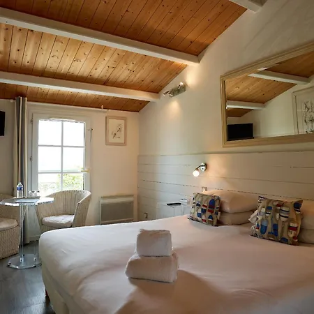 Hotel Le Clos Du Galion - Ile De Re 3*