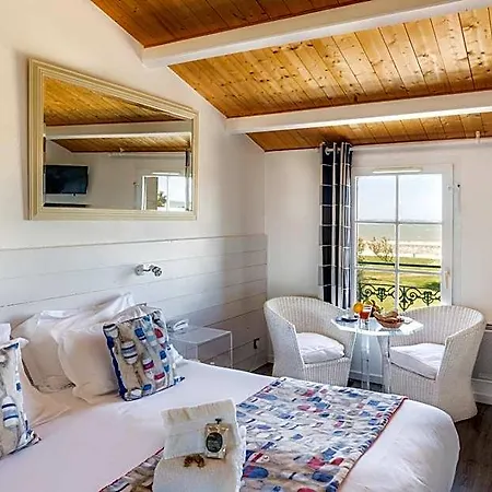 Le Clos Du Galion - Ile De Re Otel 3*