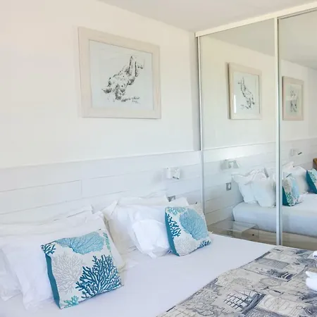 Le Clos Du Galion - Ile De Re Hotel