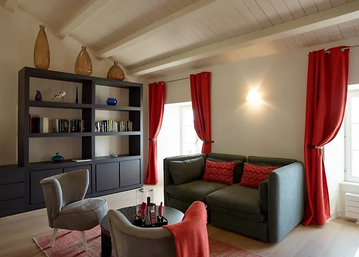 Hotel Le Clos Du Galion - Ile De Re 3*