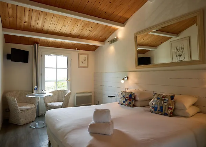 Hotel Le Clos Du Galion - Ile De Re 3*